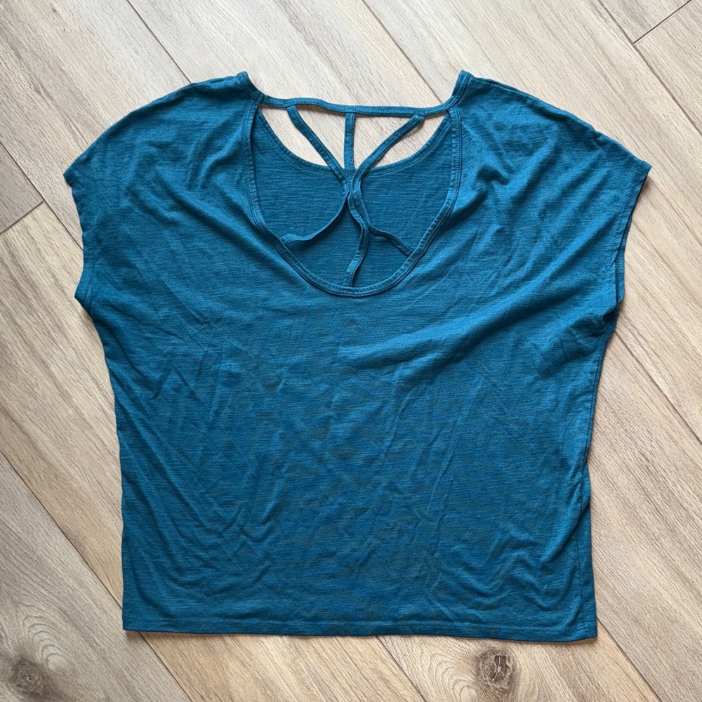 Aqua Teal Short Sleeve Flowy Cut Out Decor Back T Shirt Blouse